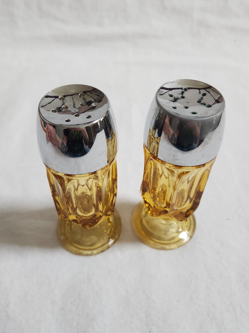 Amber Glass Salt & Pepper Shakers - Picture 5 of 10